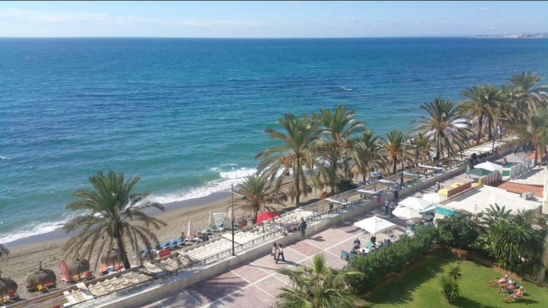 Las Palmas Marbella Bagian luar foto